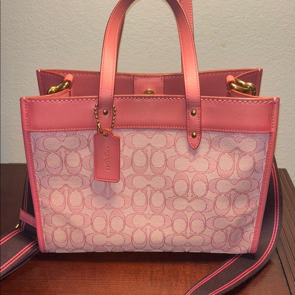Coach Field Tote 30 In Signature Jacquard in Taffy Taffy - Picture 3 of 10